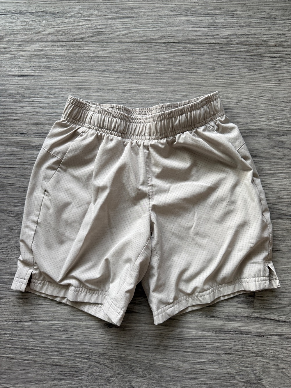 Boy's Lightweight Cream Athletic Shorts Size 8